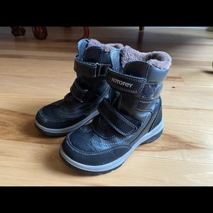 Kotofey kids winter shoes boots size 30